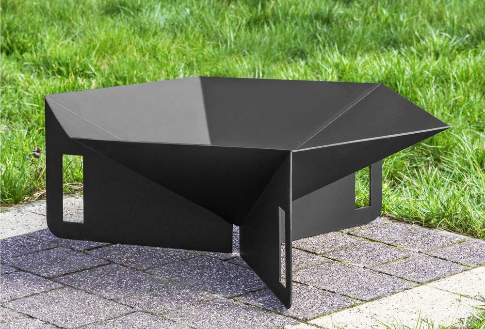 Palenisko ogrodowe cześciokątne na trójnodze