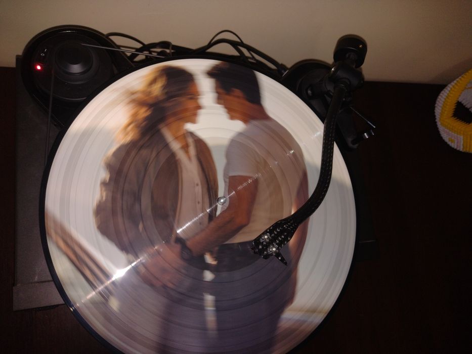 Gramofon RPM - 1 carbon