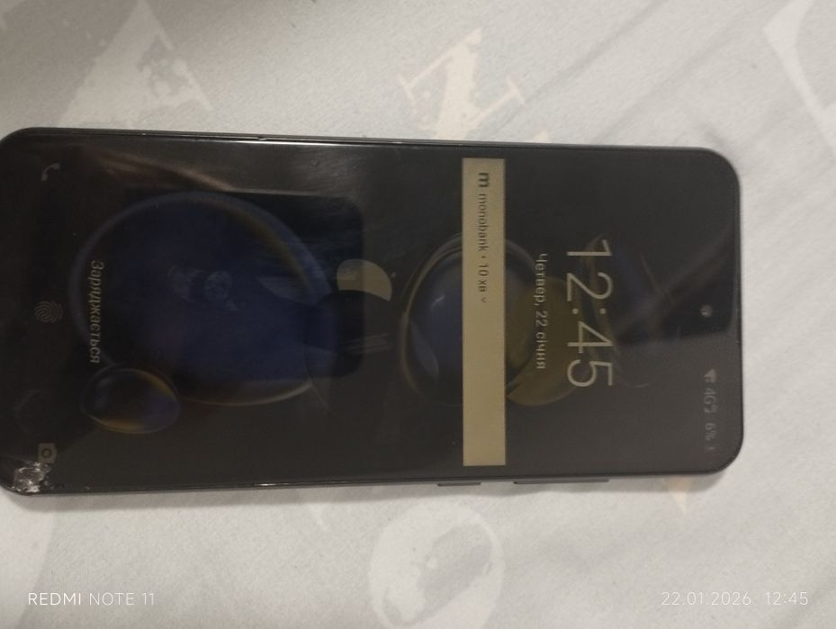 Продам Xiaomi Redmi Note 13 Pro plus 5G 8/256