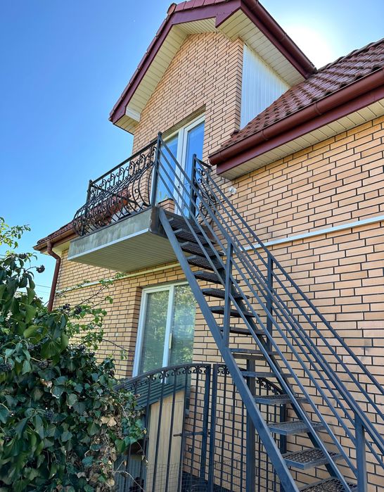 Квартира в приват секторі  Липини. Власник