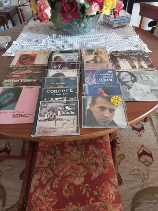 Elepes e CDS para venda