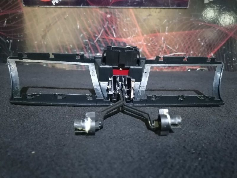 Botão 4 Piscas  Fiat Stilo (192_)