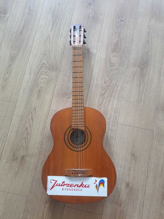 Gitara tanio instrument gitary klasycznado nauki