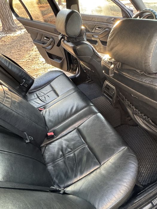 Продам Бмв е39 528i
