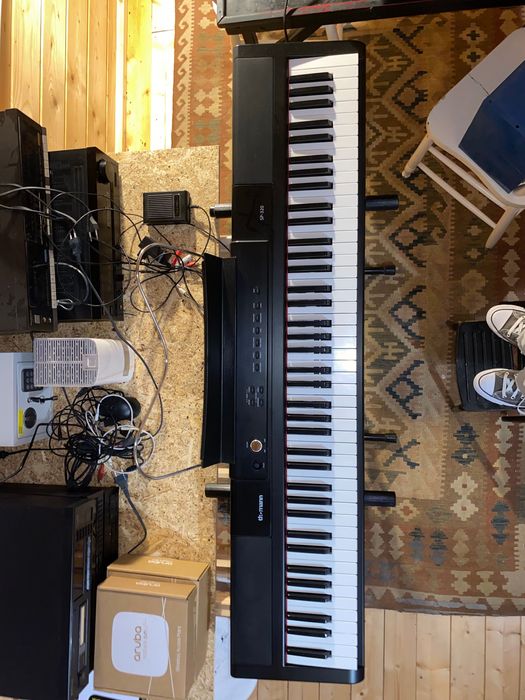 Teclado Thomann quase novo