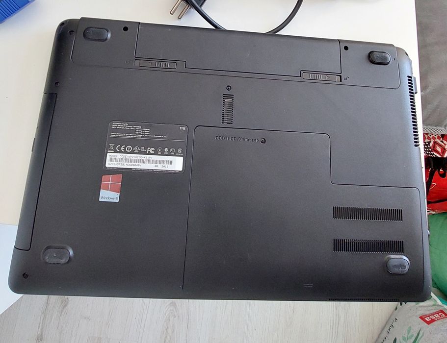 Portátil Samsung, impressora e fax HP, monitor LG - Regresso às aulas