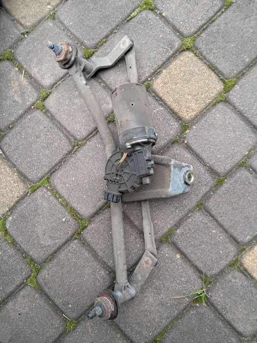 Моторчик склоочисника ляди трапеція двірників bosch пежо 206 1.1  1.4h