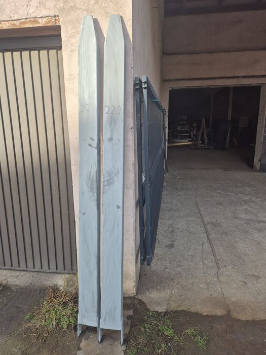 Przedluzki do wideł widlaka Wozka widłowego Manitou 2200mm 2500 mm