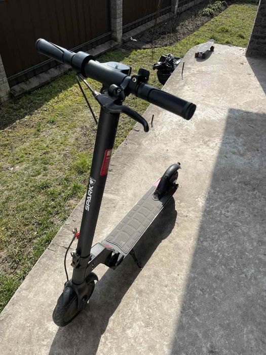 Електросамокат б/у