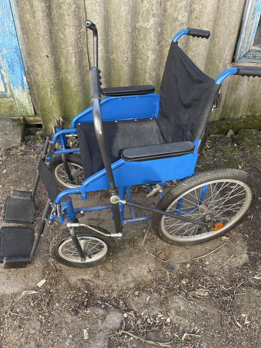 Продам інвалідну коляску