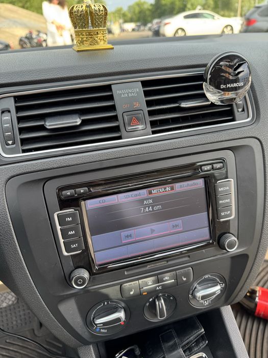 Продається Volkswagen Jetta SE 2015