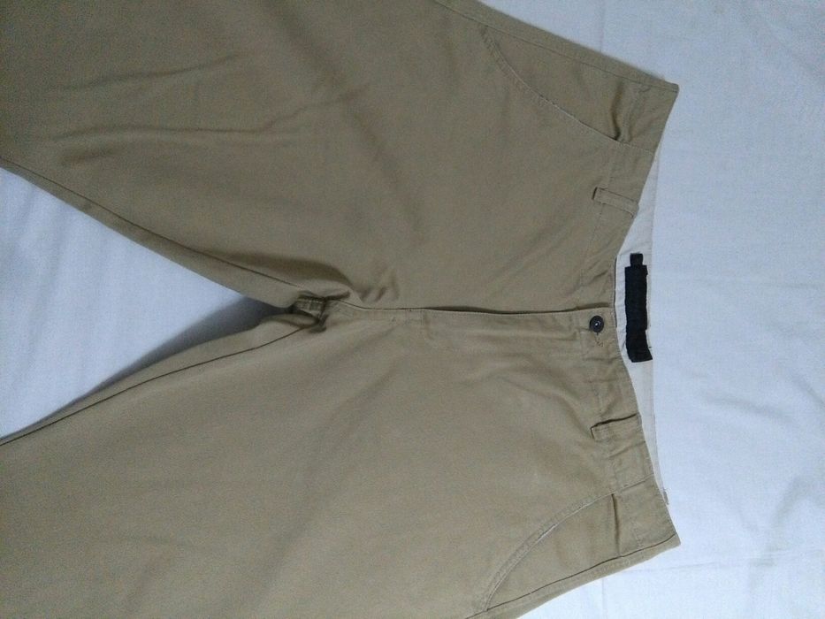 Calças de homem, novas