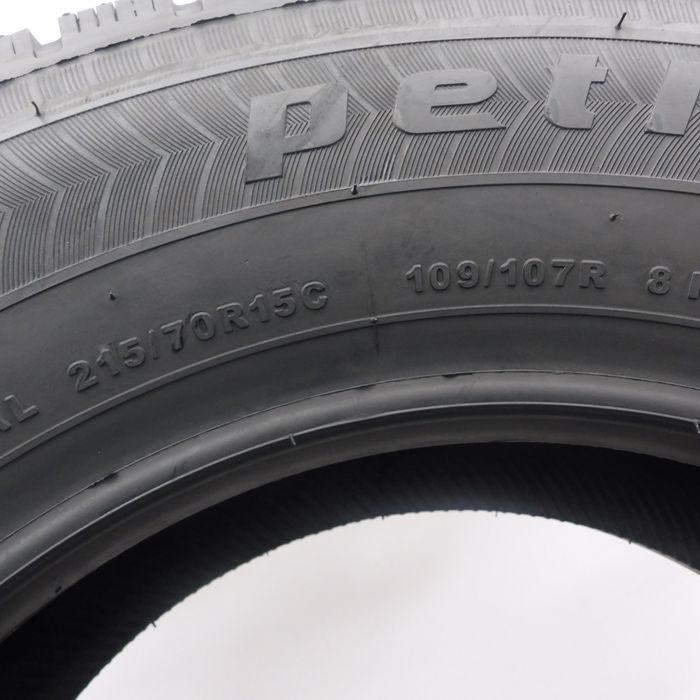 Opony 215/70/15C Petlas 215/70R15C 107R Wielosezonowe 2020 Nieużywane