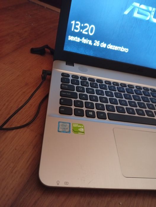 Portátil Asus i5 8 GB Windows 10