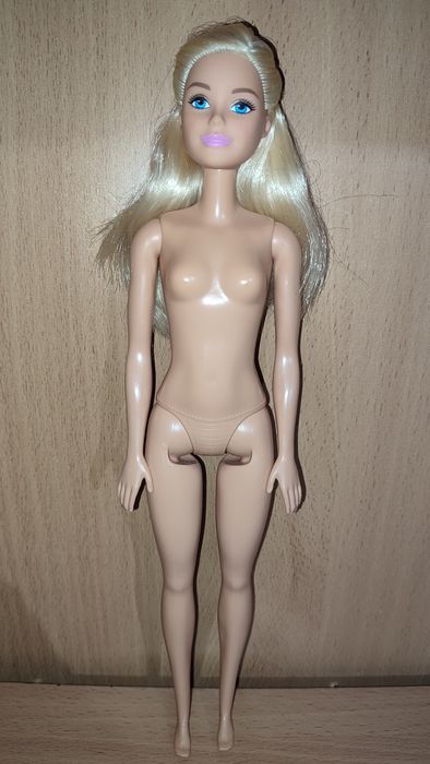 Ляльки Барбі Mattel та Simba
