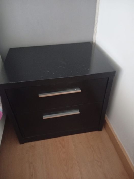 Mesa de cabeceira