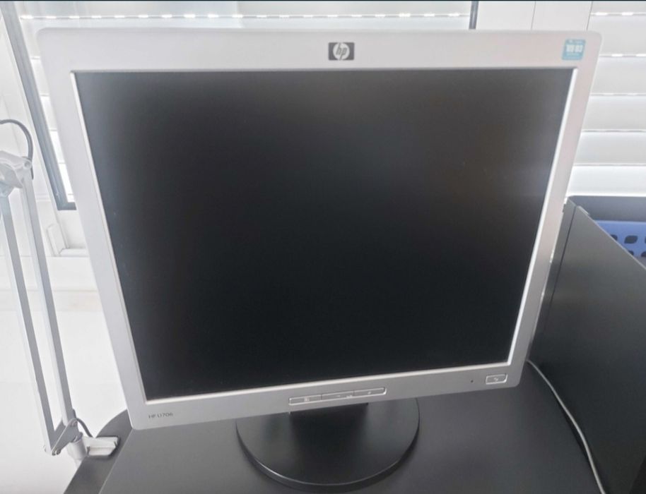 Monitor HP L1706