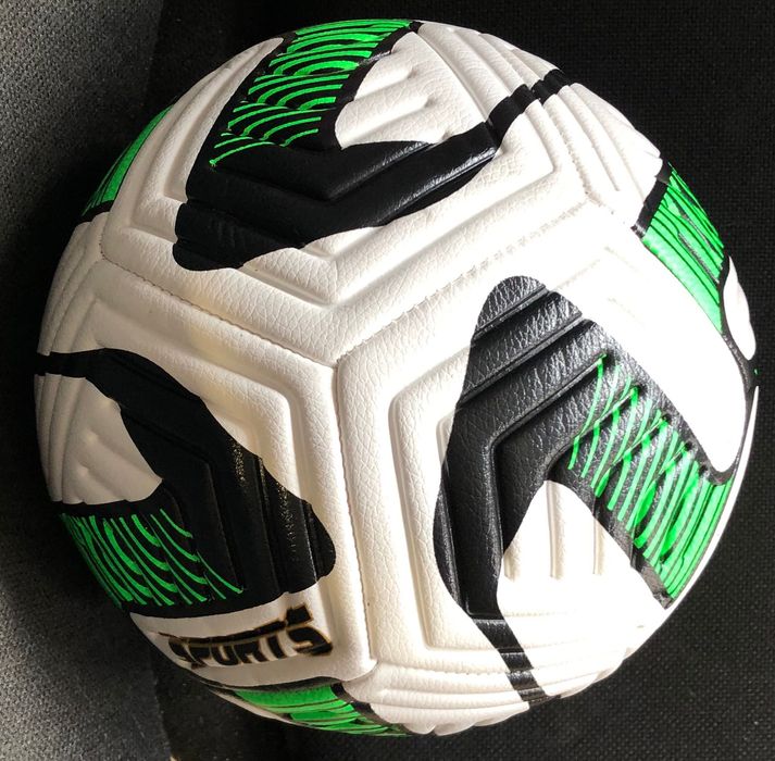 Футбольный мяч топ качество Liverpool FC Academy размер 5