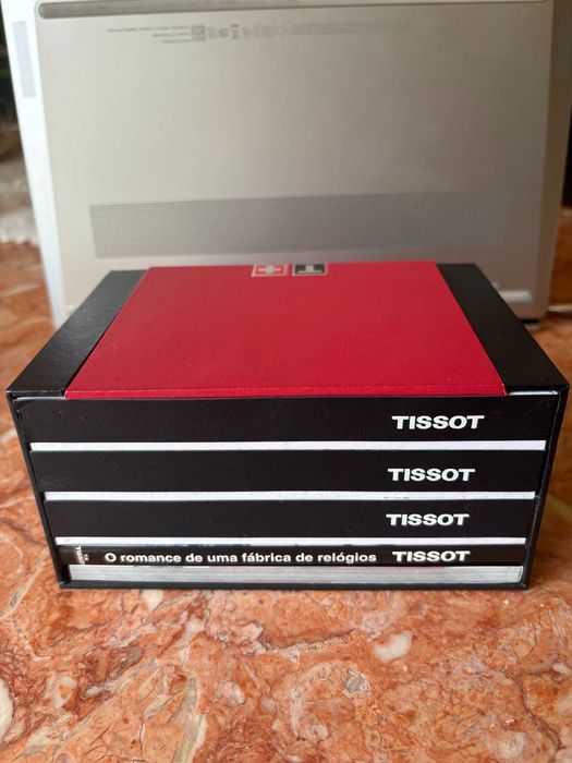 Relógio Tissot 1853 PRS516 Automático e traseira em cristal