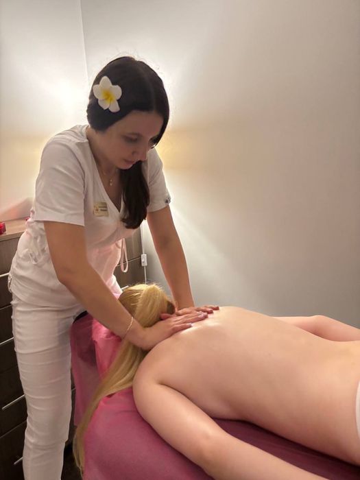 Масаж Київ професійний масажист. Масаж на Печерську.