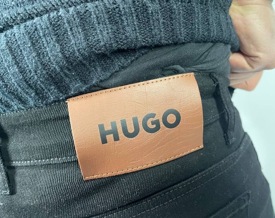 Мужские джинсы Hugo Boss демисезонные