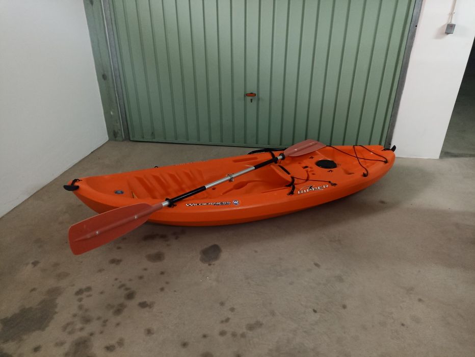 Kayak Wilderness Systems Ripper 1 Lugar + Pagaia – Excelente Estado