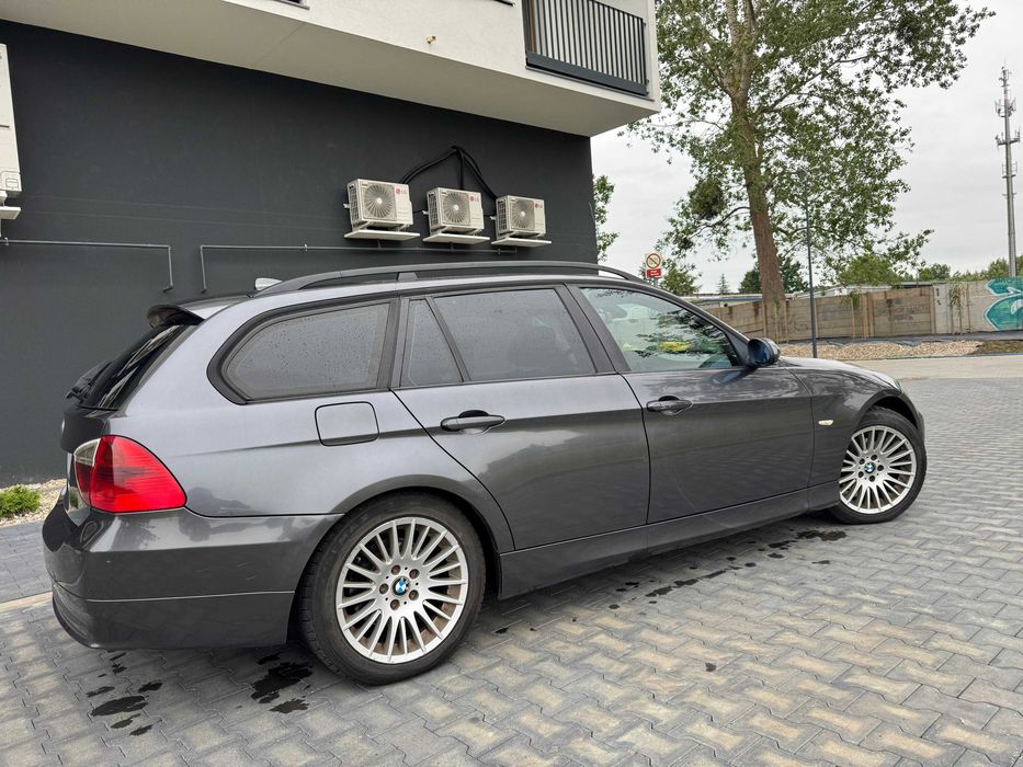 BMW e91 2009r M47 163KM - SPRAWNA KLIMA - panorama