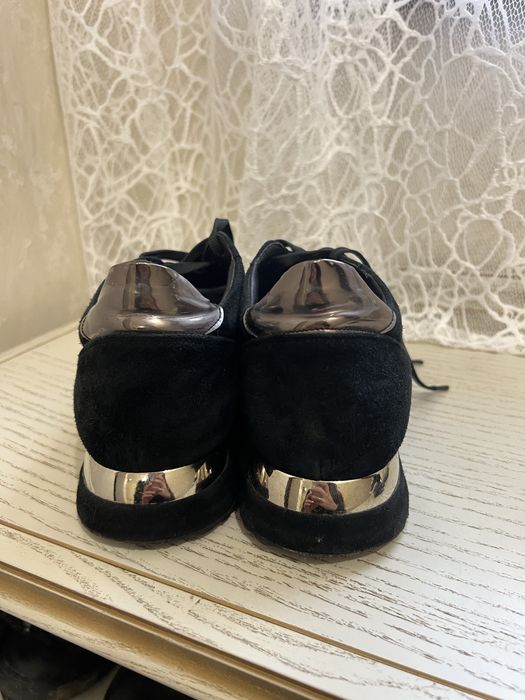 Кросівки, натуральна замш