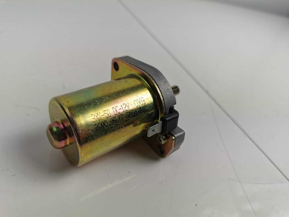 Rozrusznik skuter  YAMAHA MINARELLI  NOWY