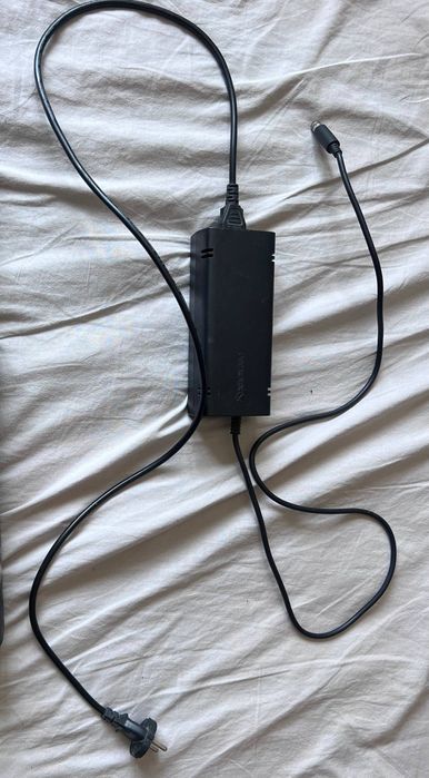 Приставка без доступа в інтернет Xbox 360 E + 55 ігор + 2 геймпади + диск
