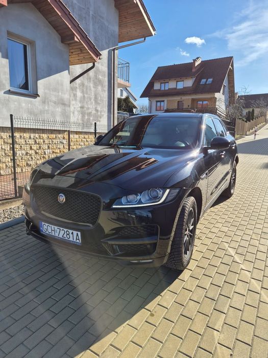 Jaguar F-Pace