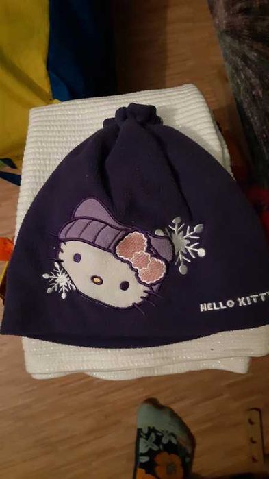 Fioletowa czapka jesień-zima Hello Kitty 3-5 lat