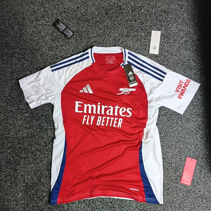 Новая форма Арсенала