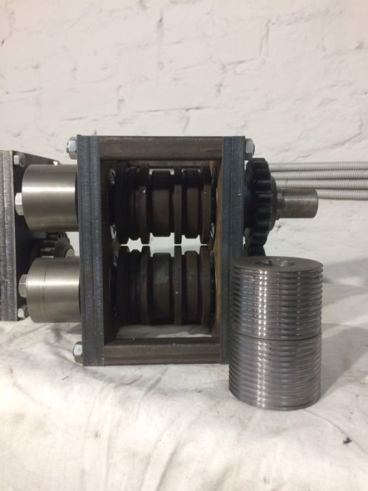 Блок для усиления профильной трубы для завитков