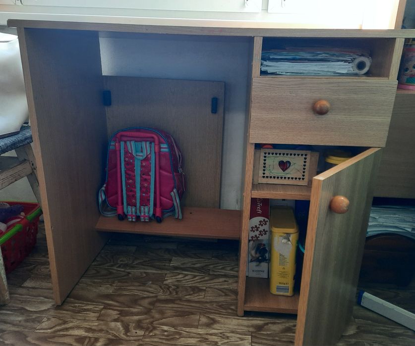 Письменный стол..