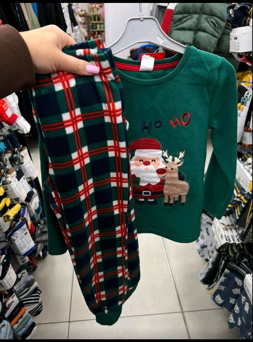 Піжама на хлопчика нова флісова розмір 122-128