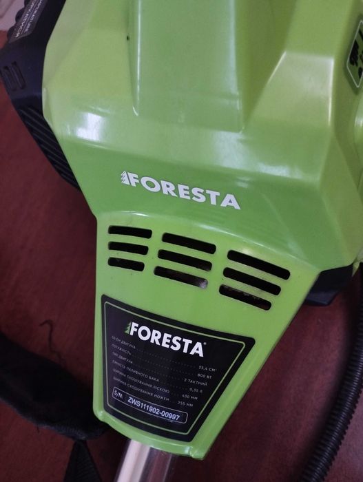 Бензокоса Foresta