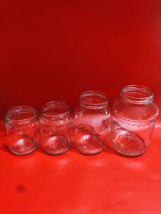 Банки 0.37, 0.4, 0.5, 0.72, 1.5, 3, 5, 10, 20л с резьбой Твист под евр