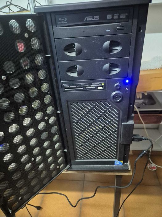 Computador + 2 monitores Lg, varios discos, grafica Asus - negociável64283895366786122