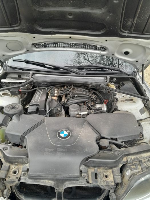 Продам BMW E46 320I