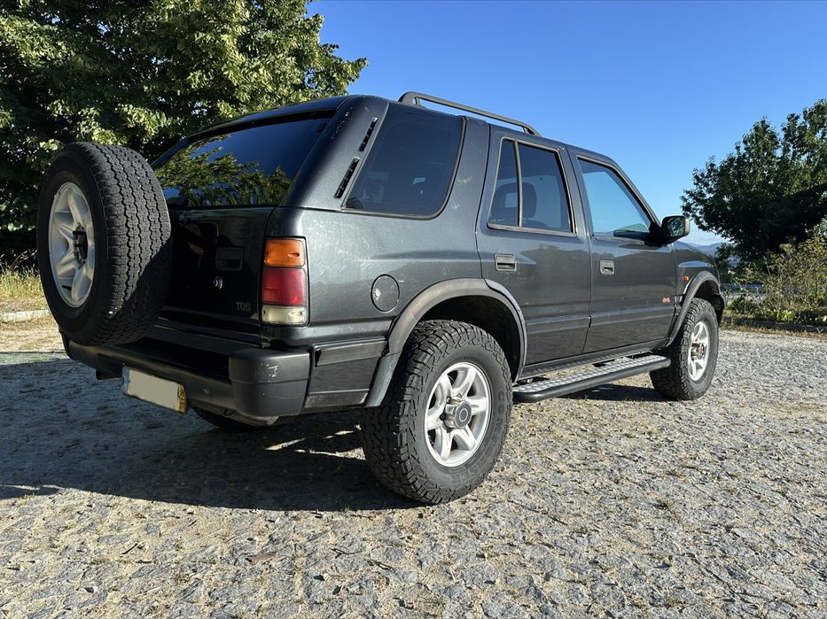 Troco Opel Frontera 2.5 TDS Nacional 5 Portas