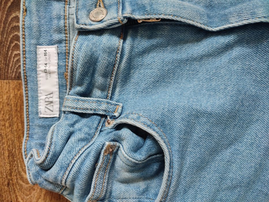 Продам фірмові джинси Zara
