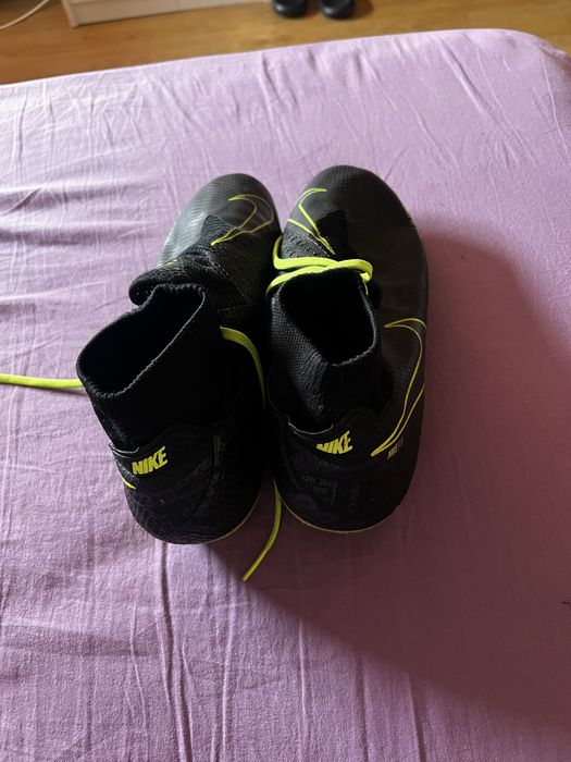 Chuteiras Nike Cano Alto