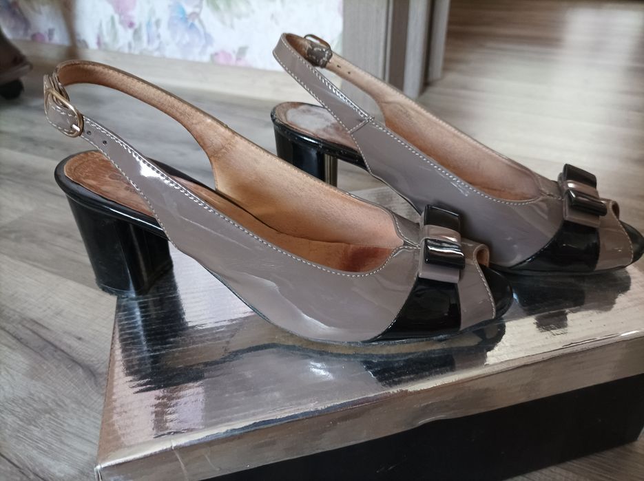 Босоніжки натуральна шкіра