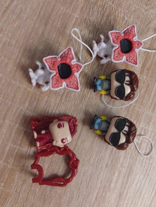 Продаю фігурки дивні дива