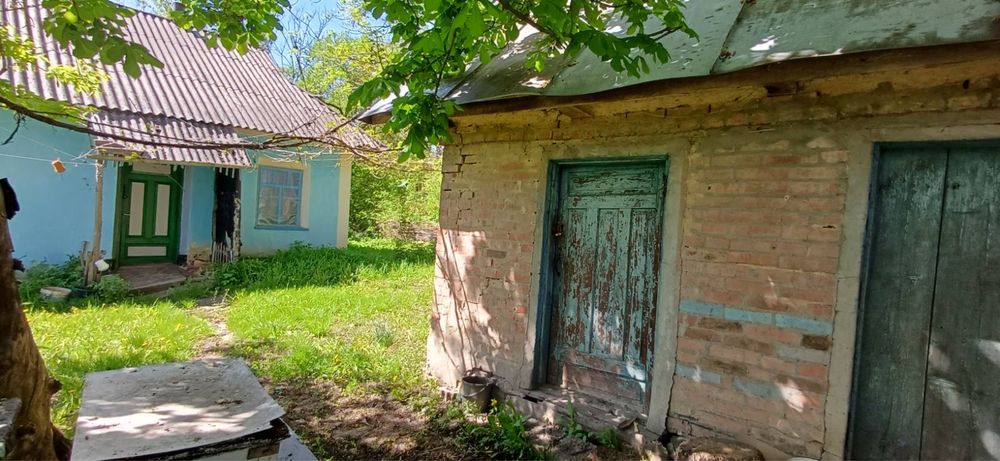 Продам хату в селі