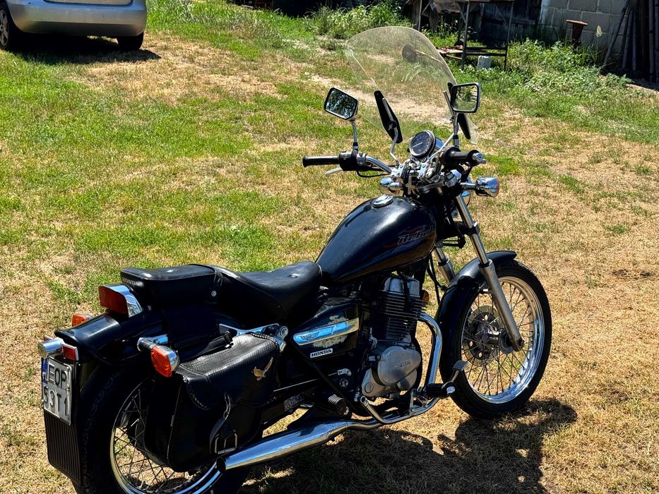Motocykl Honda Rebel