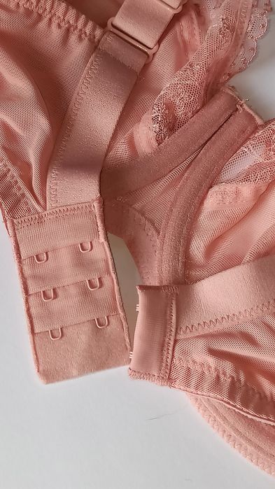 Спортивный бюстгальтер elomi energize p.36h/80k