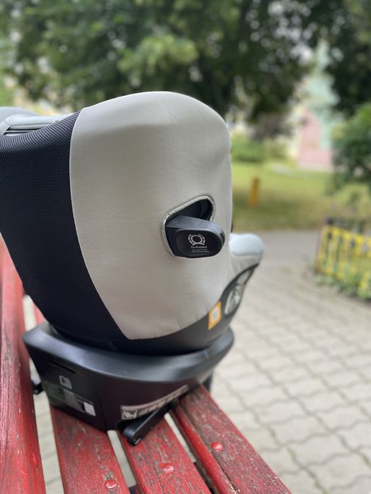 Fotelik samochodowy Joie i-Spin 360 0-18 kg