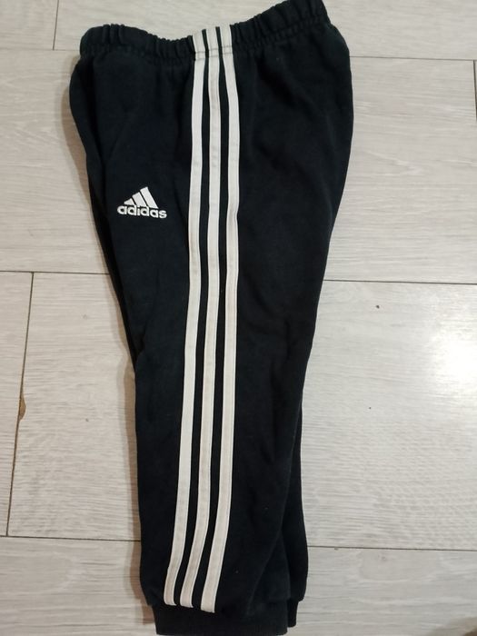 Chłopięce dresy adidas